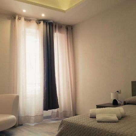 Dimora Conte Bed and Breakfast La Maddalena  Exteriör bild